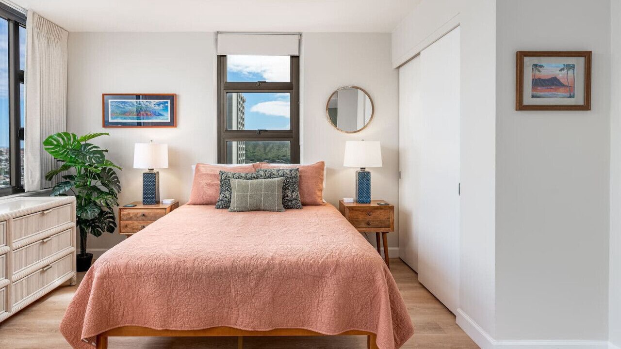 Photo of Bedroom in Waikiki