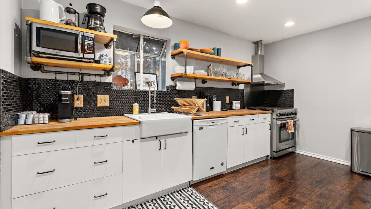 Photo of Kitchen in Holly