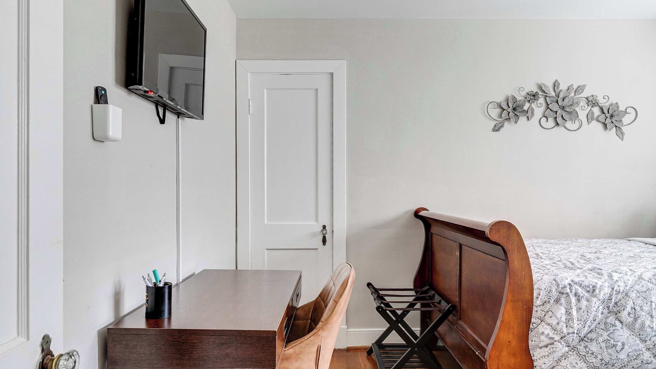 Photo of Bedroom in Richmond