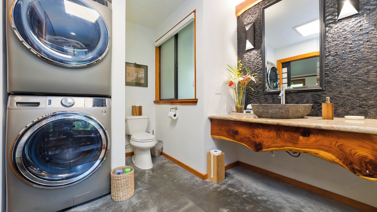 Photo of Bathroom in Volcano