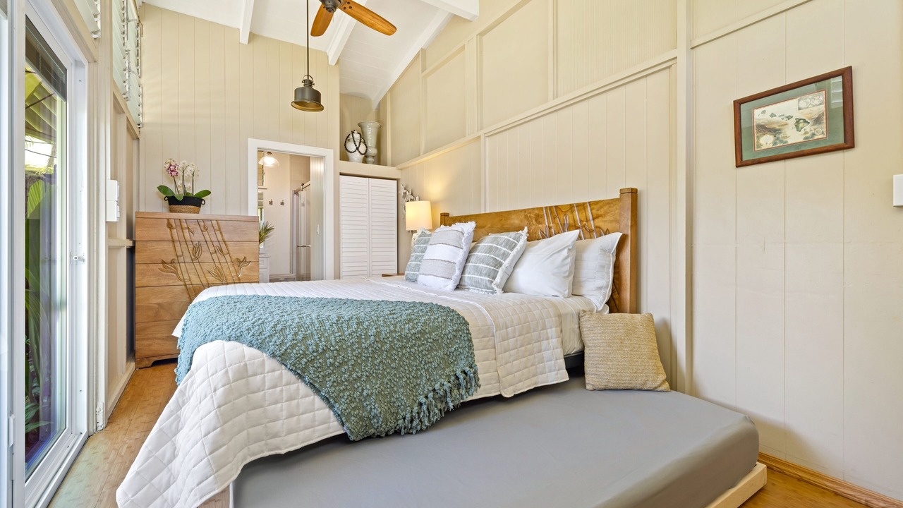 Photo of Bedroom in Poipu