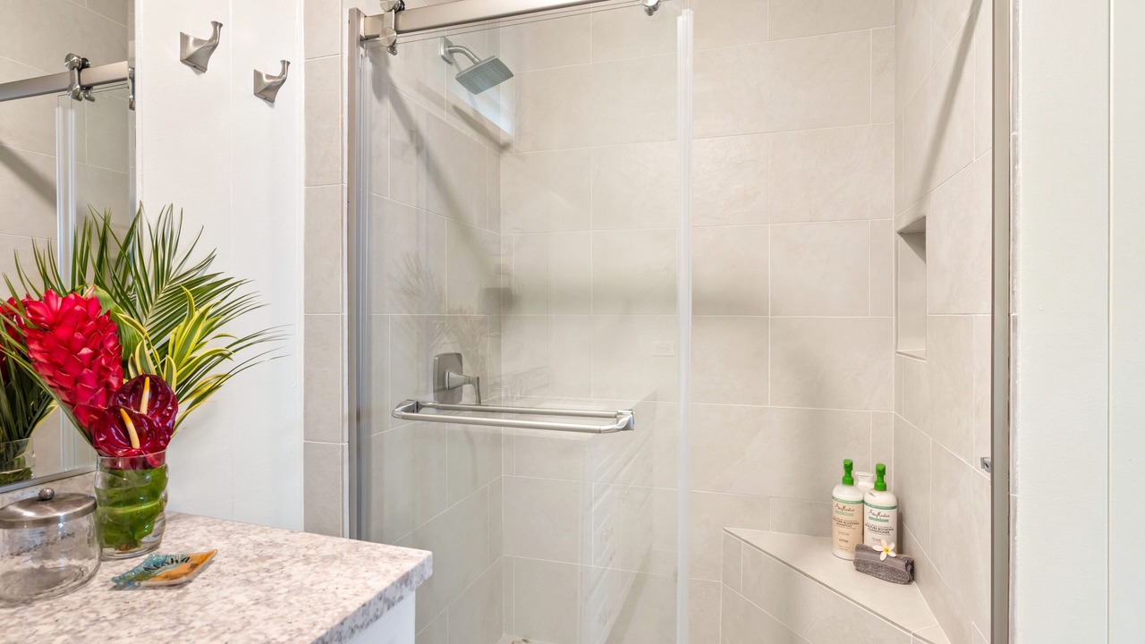 Photo of Bathroom in Poipu