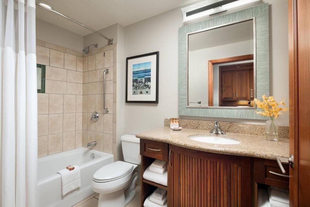 Photo of Bathroom in Lahaina