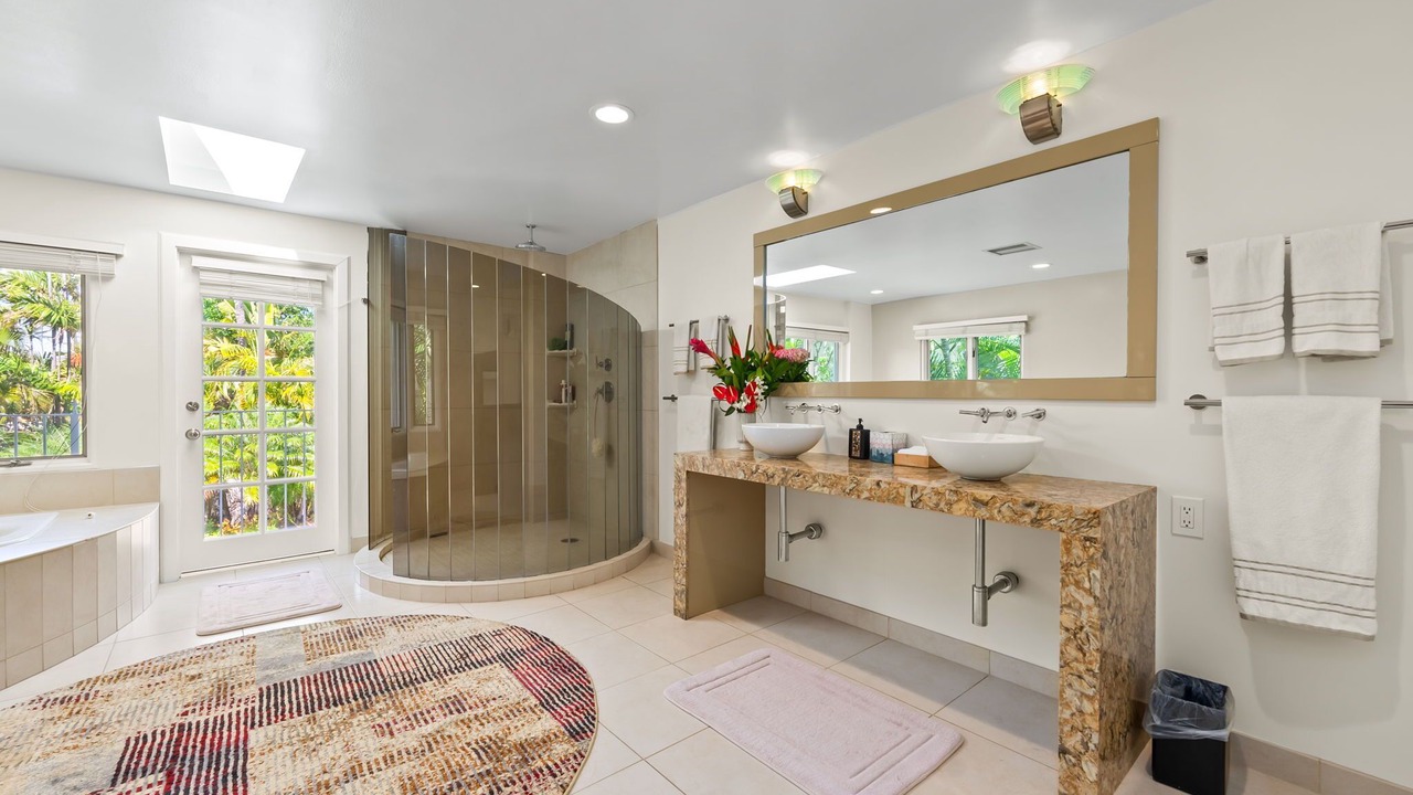 Photo of Bathroom in Kahala