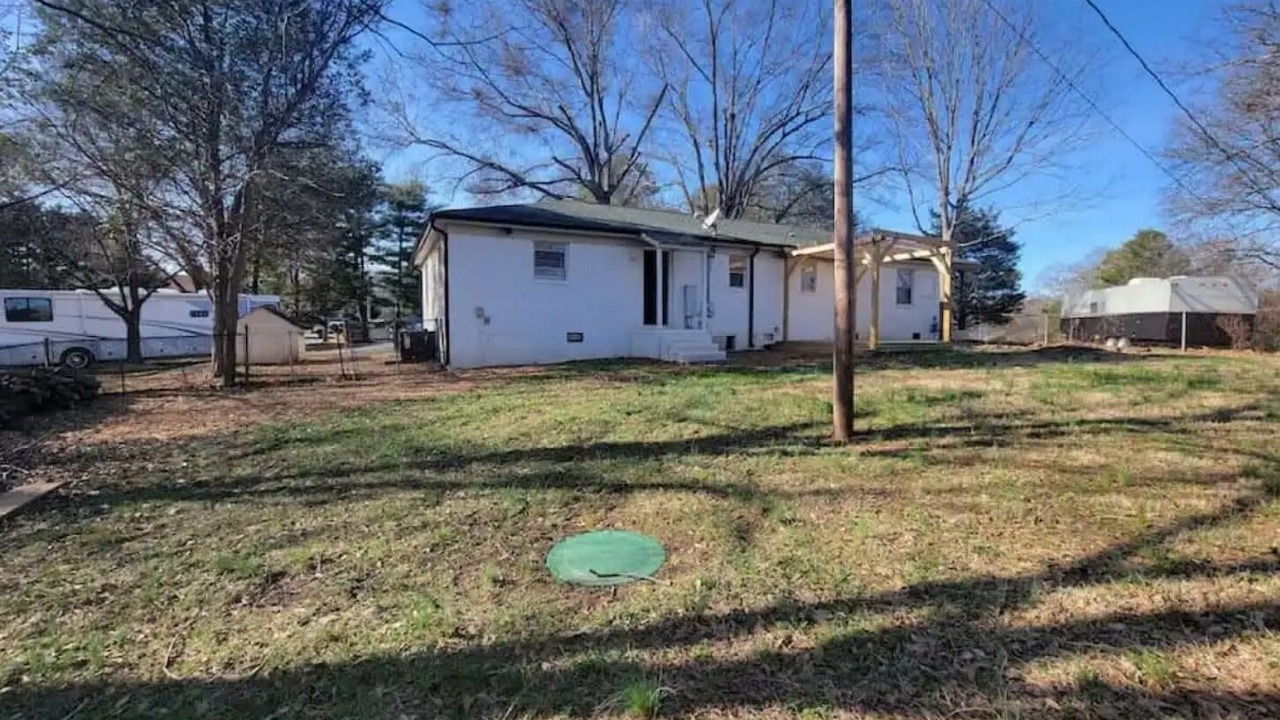 Photo of Outdoor in North Belmont