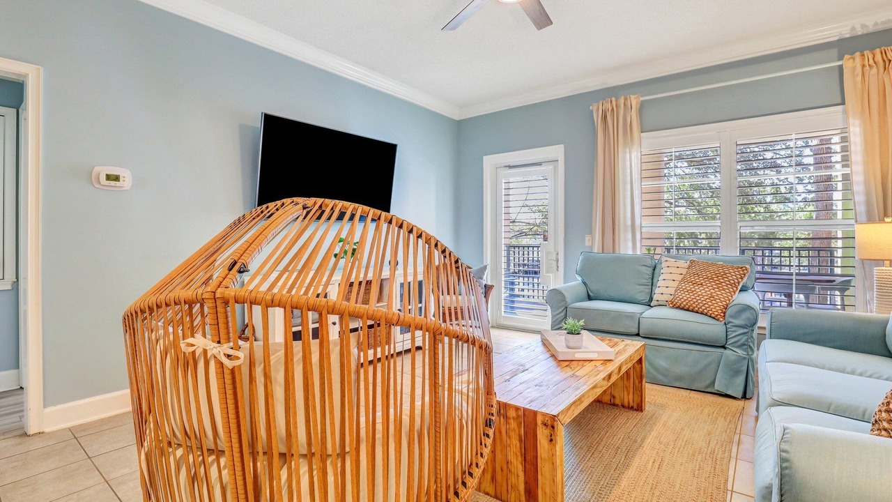 Photo of Livingroom in North Forest Beach