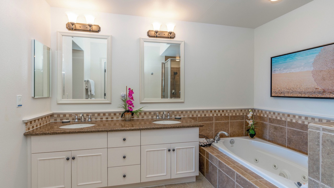 Photo of Bathroom in Kulalani