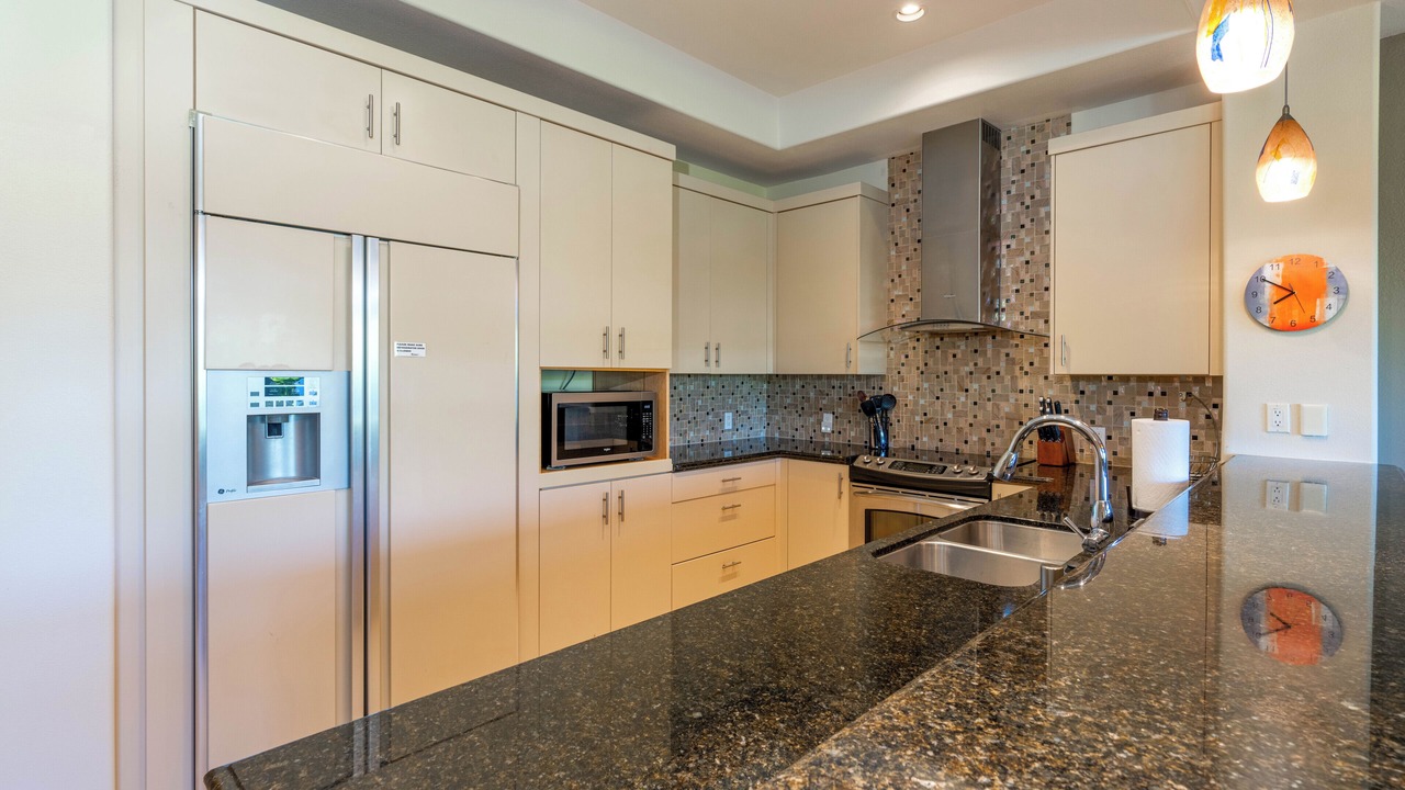 Photo of Kitchen in Kulalani