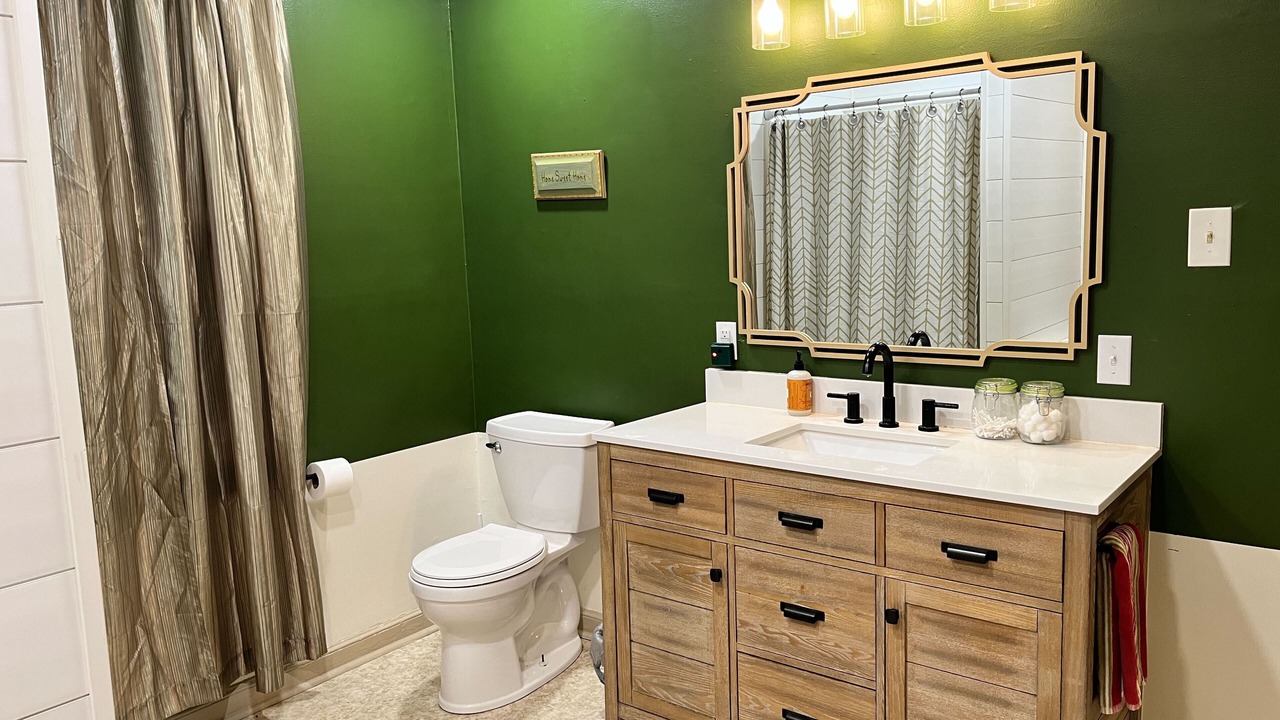 Photo of Bathroom in Port Wentworth