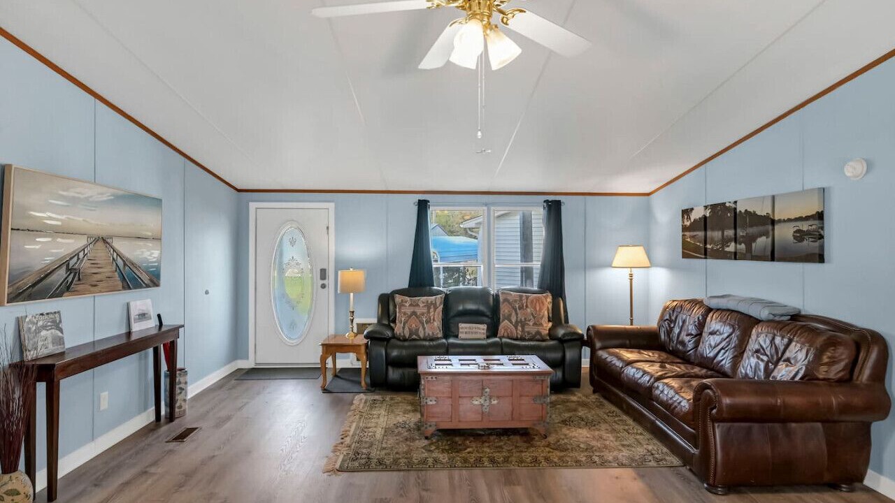 Photo of Livingroom in Chapin