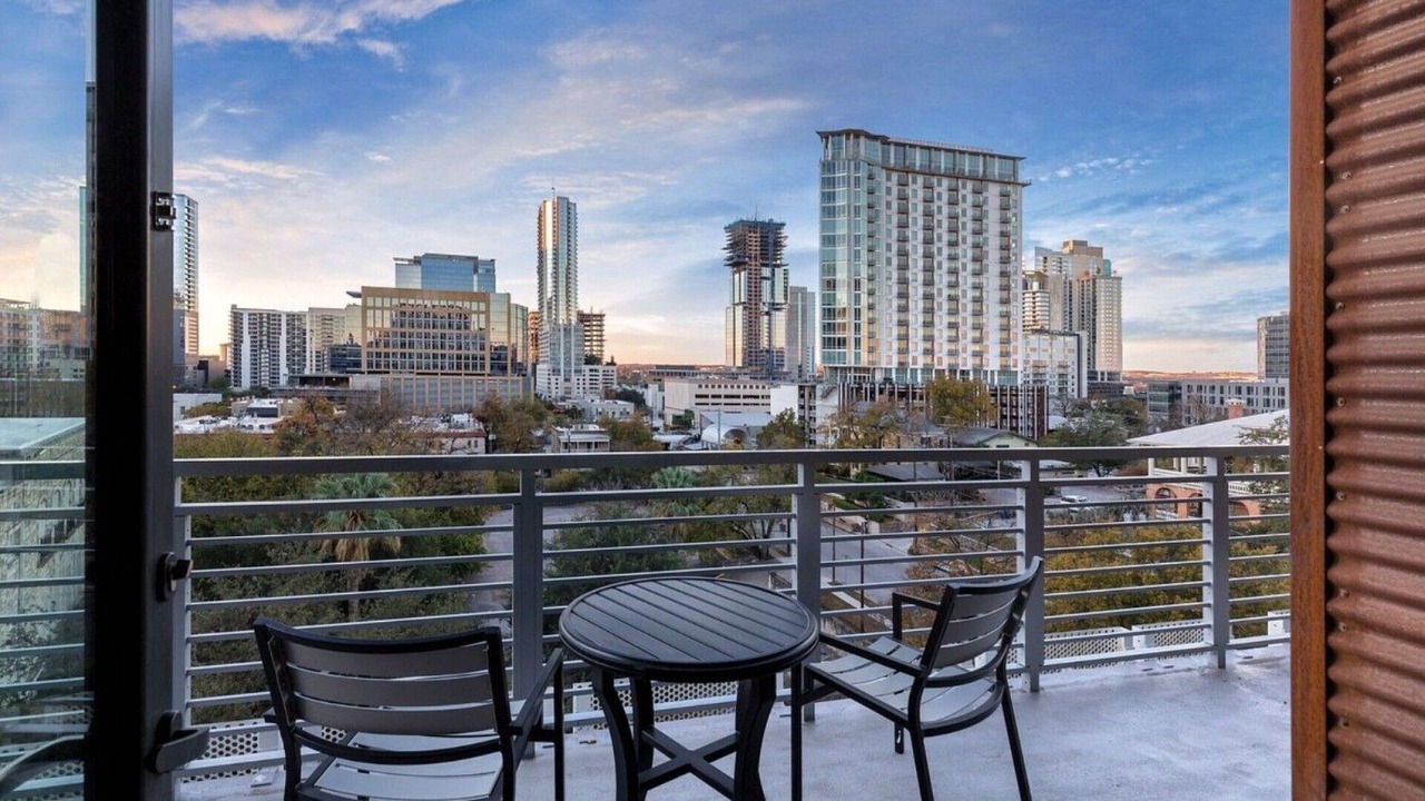 Photo of Outdoor in West End