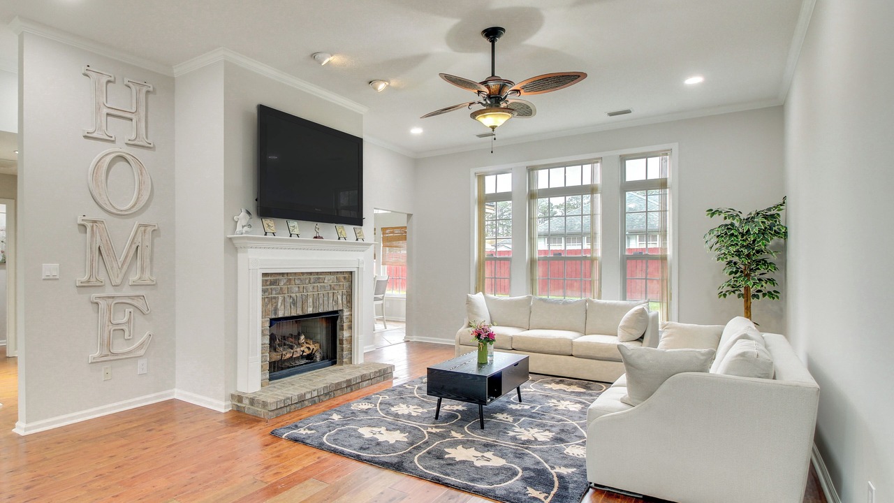 Photo of Livingroom in Windsor Forest