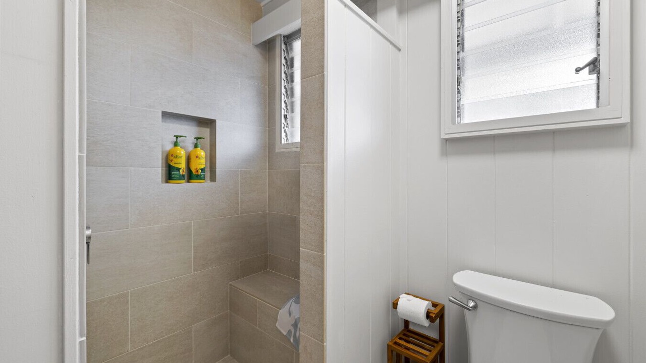 Photo of Bathroom in Maili