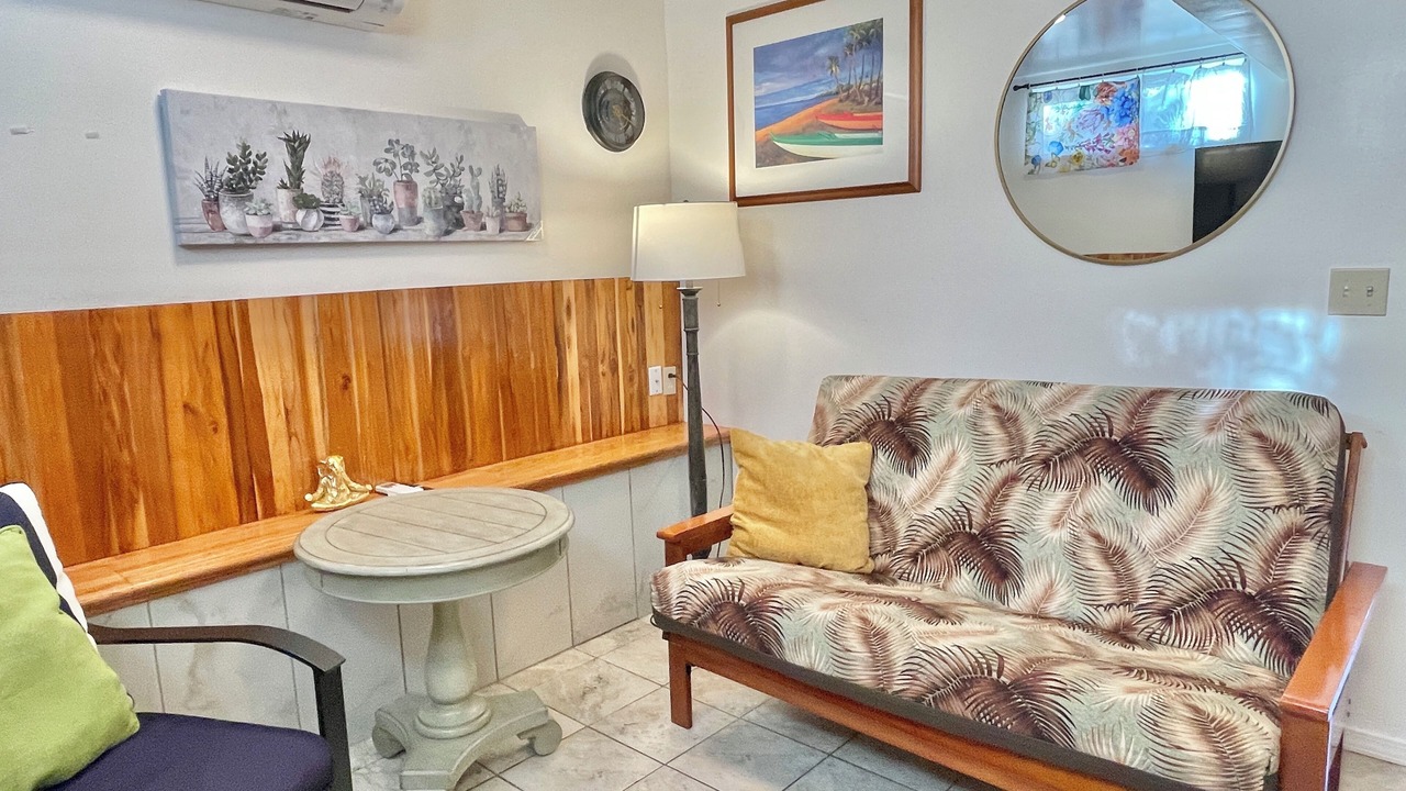 Photo of Livingroom in Ewa