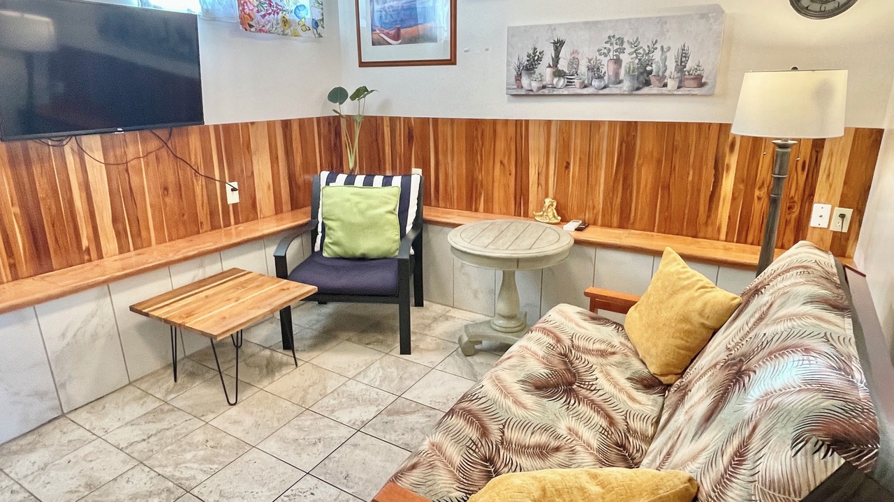 Photo of Livingroom in Ewa