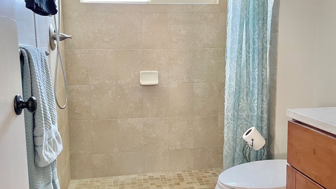 Photo of Bathroom in Ewa