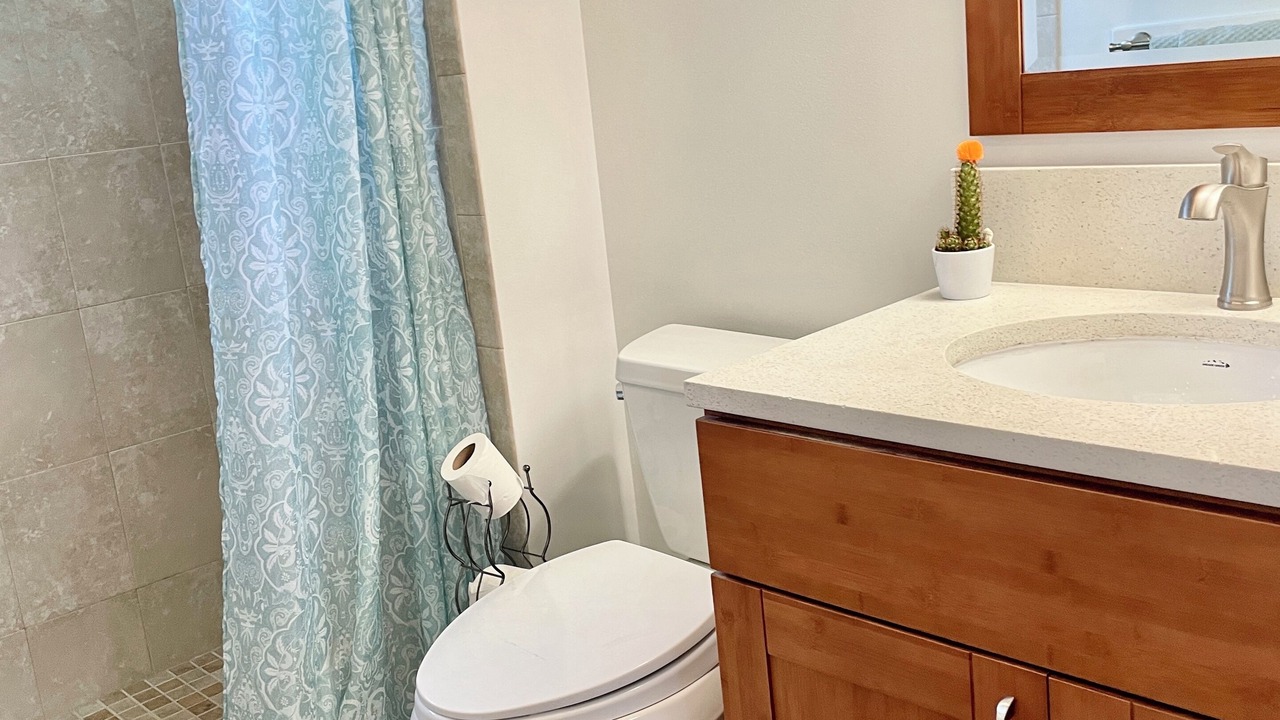 Photo of Bathroom in Ewa