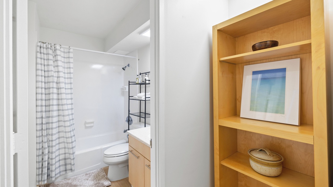 Photo of Bathroom in Waikiki