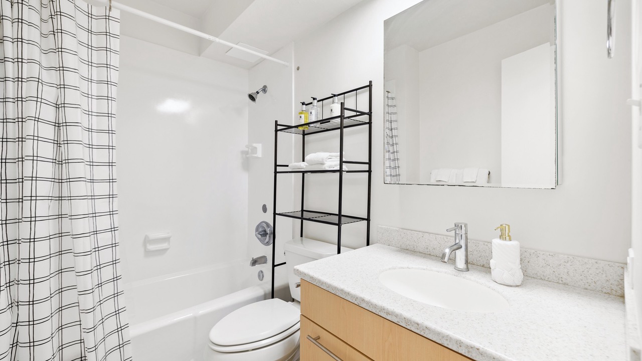 Photo of Bathroom in Waikiki