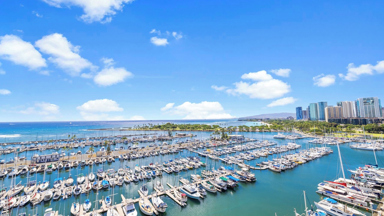 Photo of Others in Waikiki