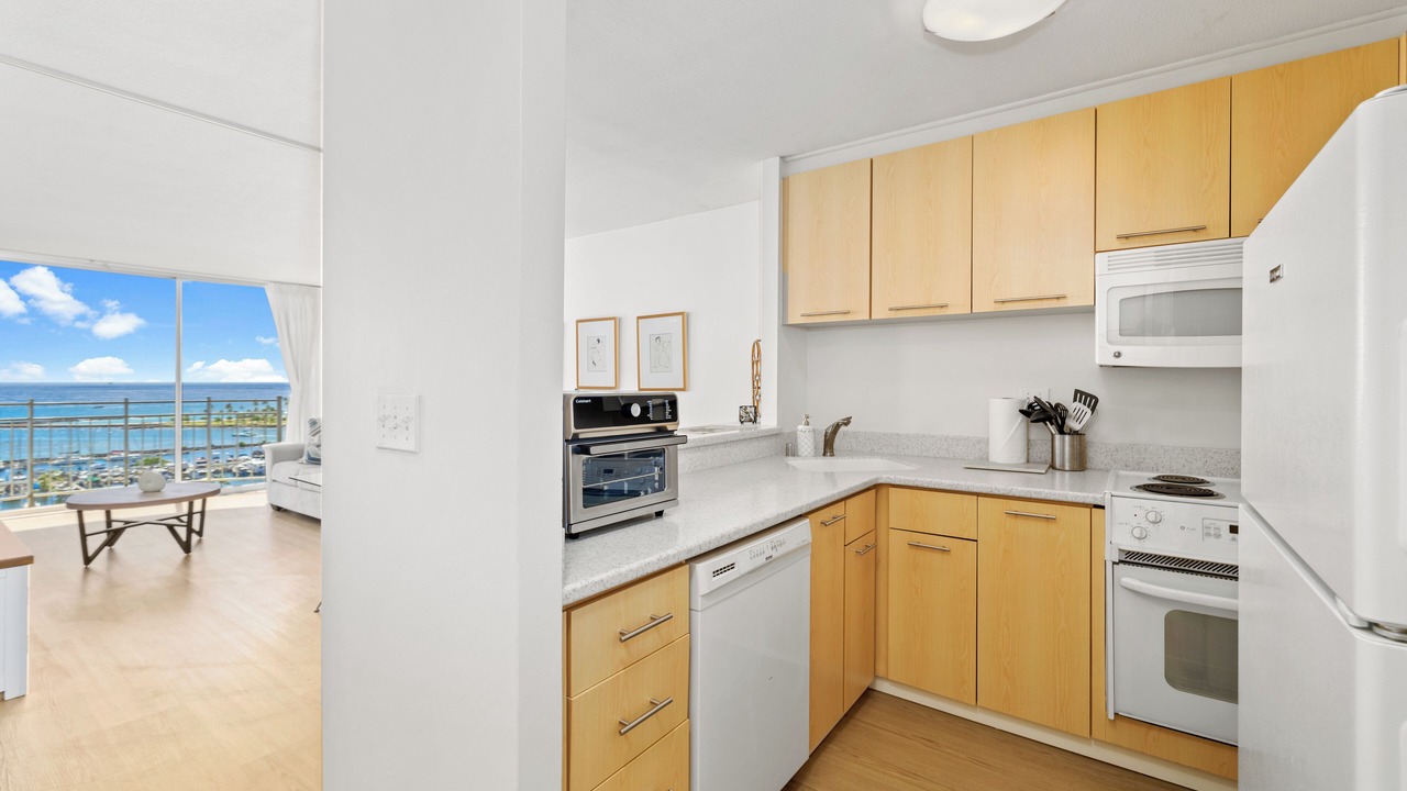 Photo of Kitchen in Waikiki