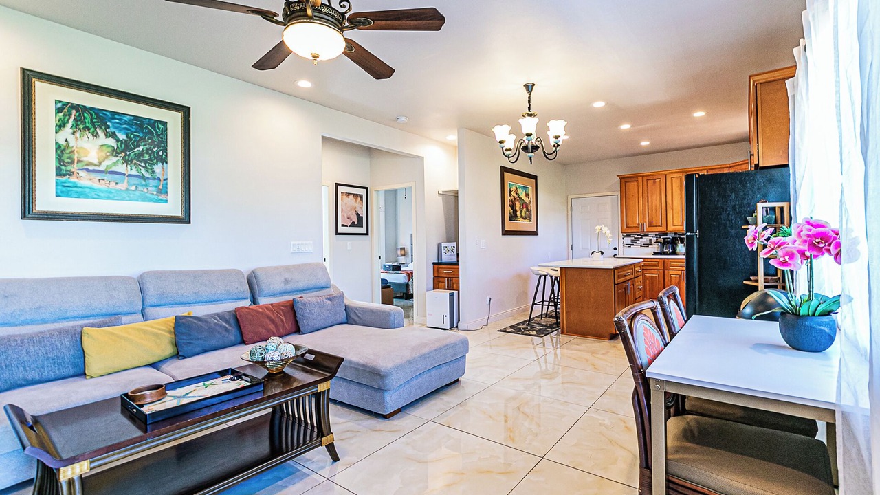 Photo of Livingroom in Hilo