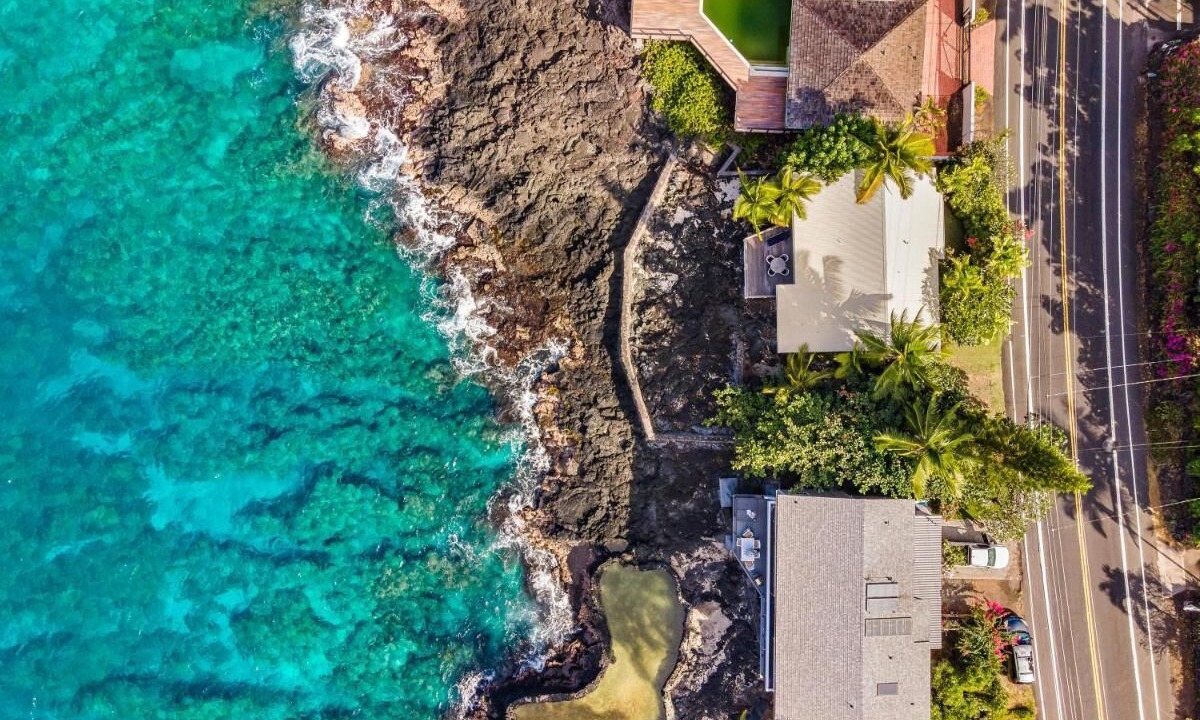 Photo of Outdoor in Kahaluu Bay
