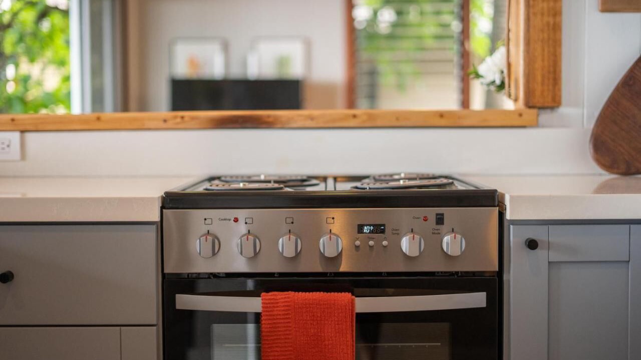 Photo of Kitchen in Kahaluu Bay