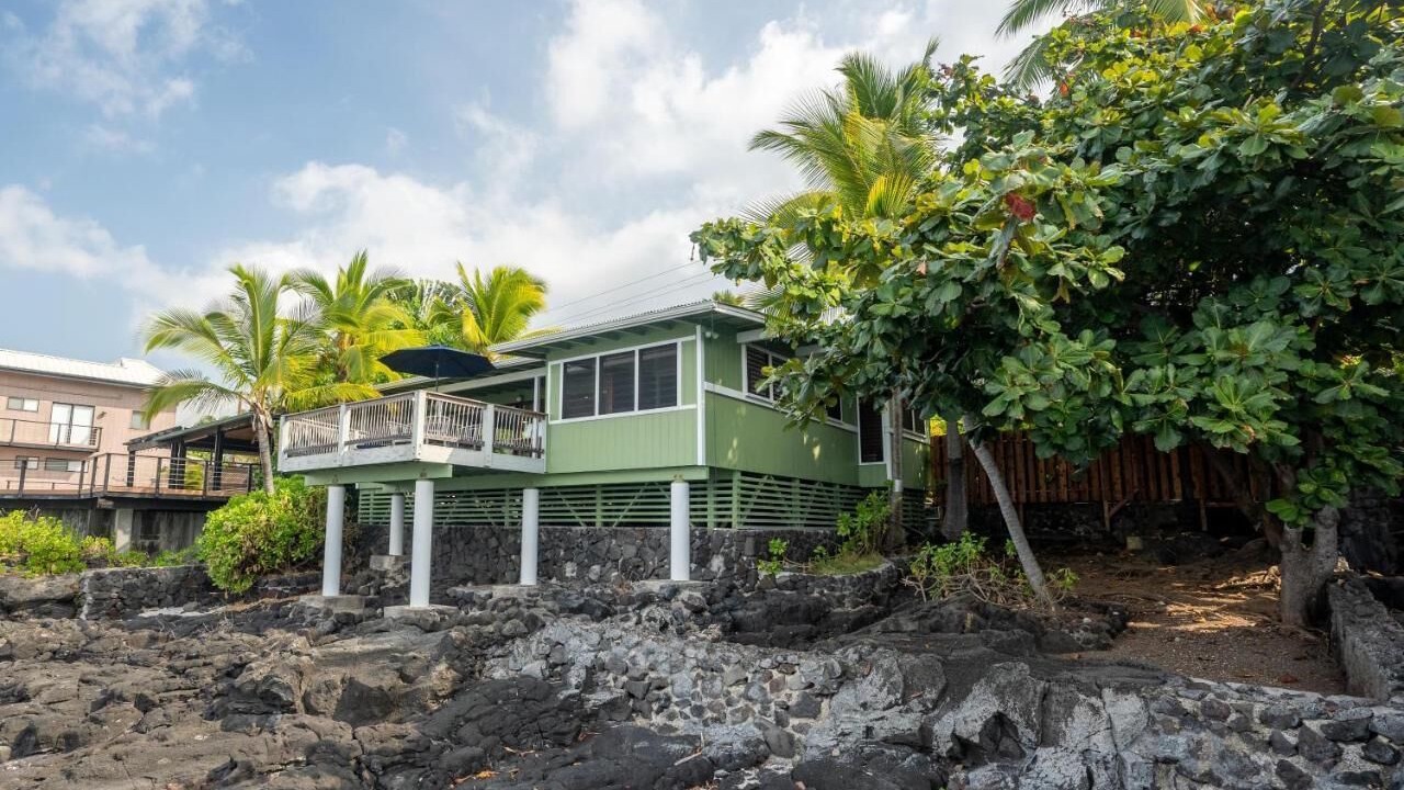 Photo of Outdoor in Kahaluu Bay