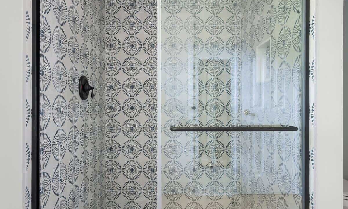 Photo of Bathroom in Riverland Terrace