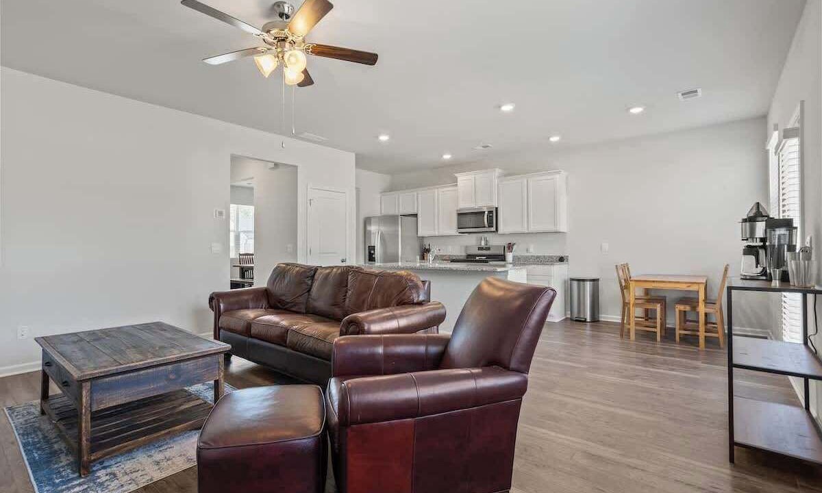 Photo of Livingroom in Graniteville