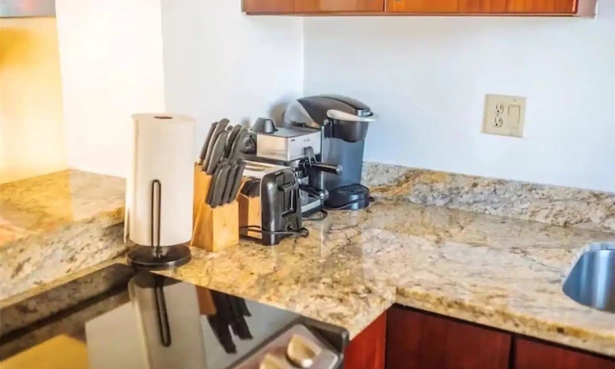 Photo of Kitchen in McCully - Moiliili