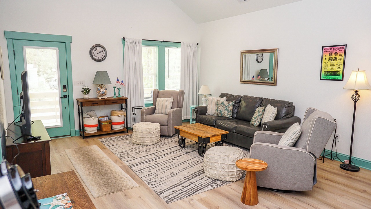 Photo of Livingroom in Manteo