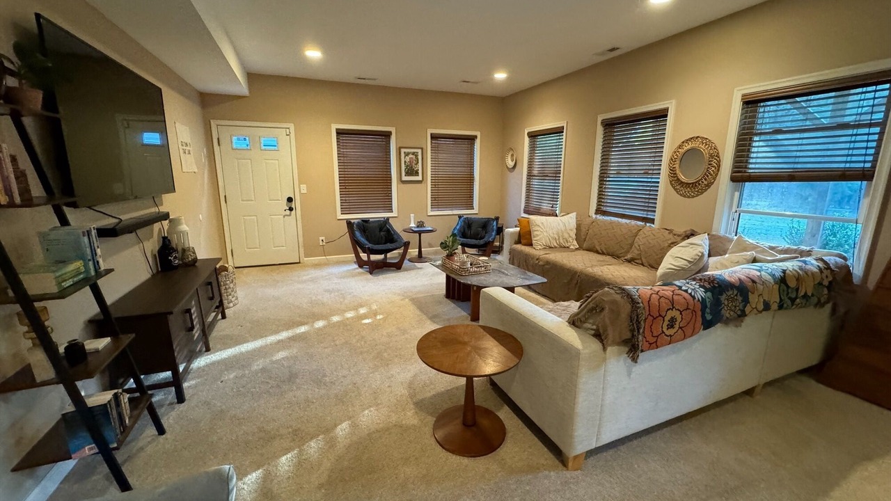 Photo of Livingroom in Bumpass