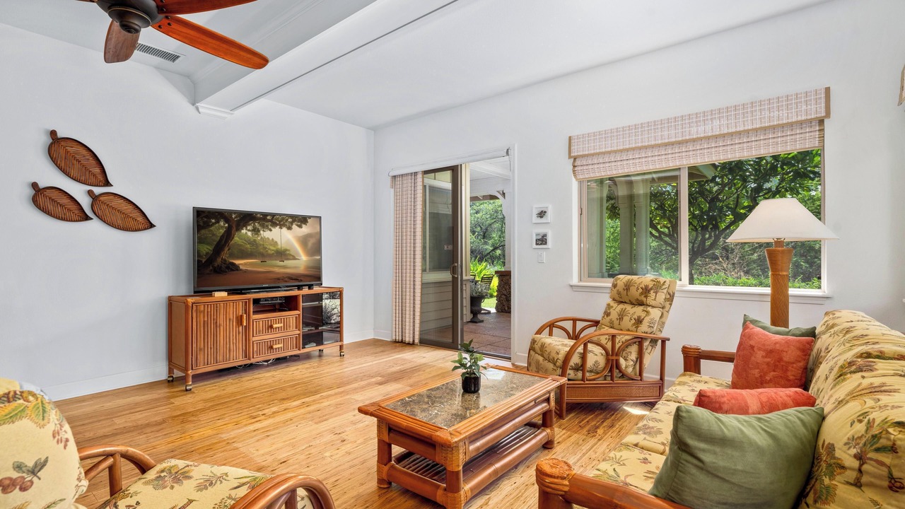 Photo of Livingroom in Kulalani