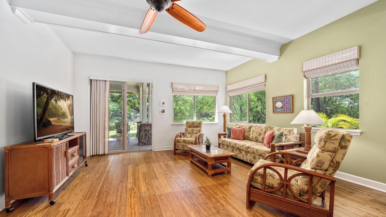 Photo of Livingroom in Kulalani