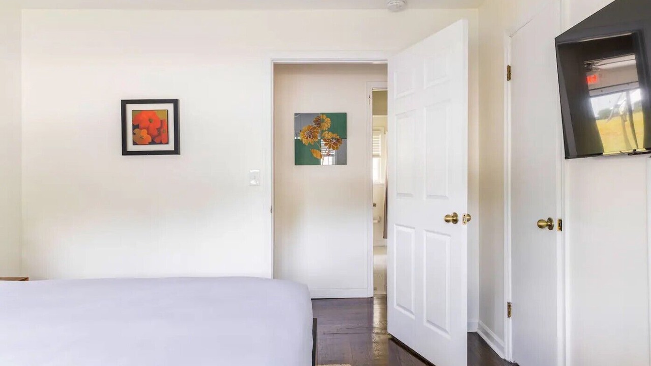 Photo of Bedroom in Roswell