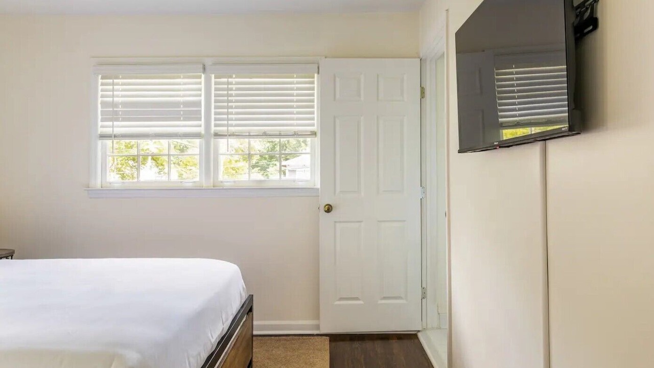 Photo of Bedroom in Roswell