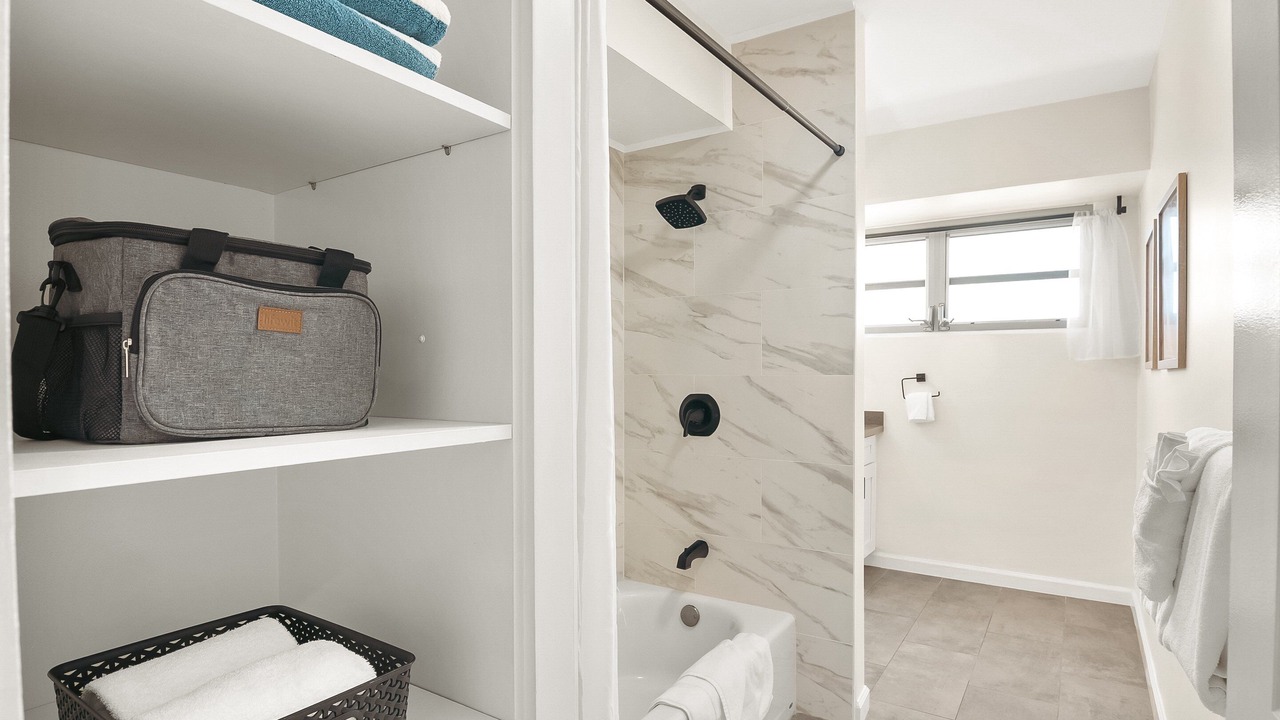 Photo of Bathroom in Waikiki