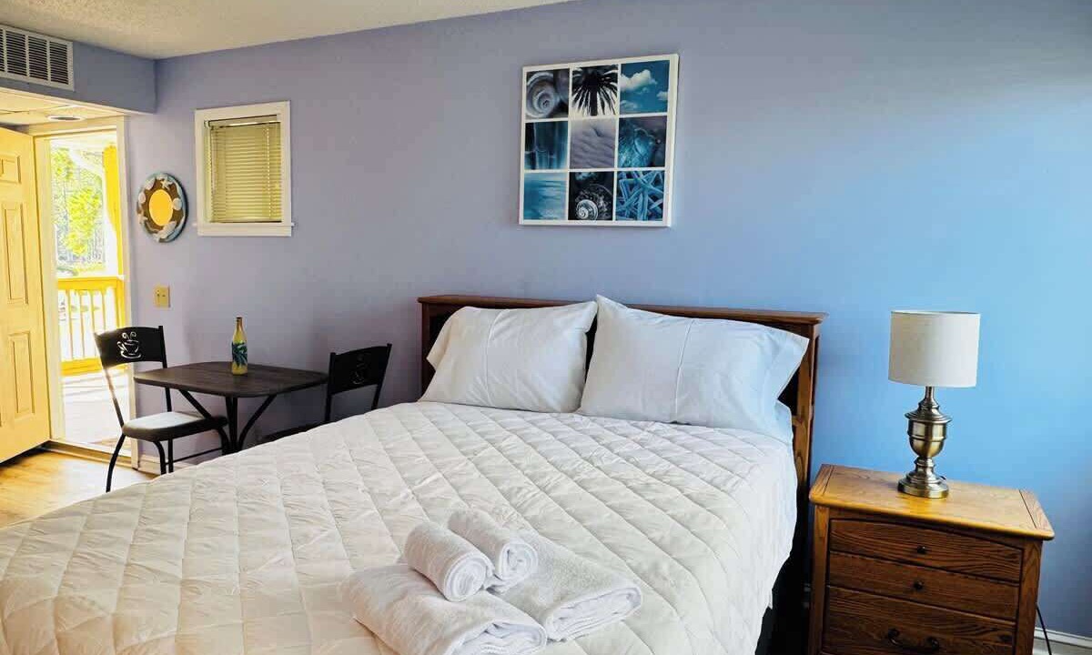 Photo of Bedroom in Little River