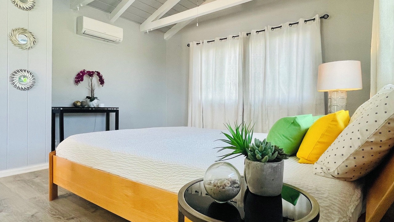 Photo of Bedroom in Hawaii Kai
