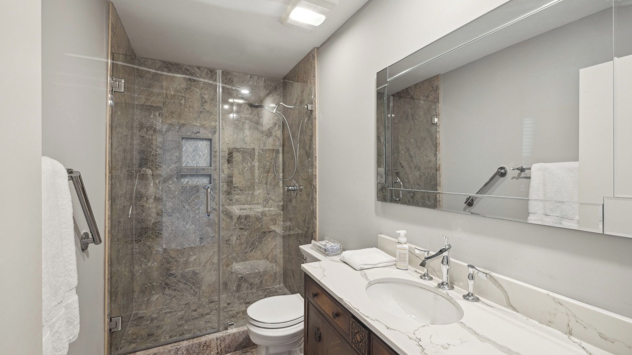 Photo of Bathroom in Harbour Town