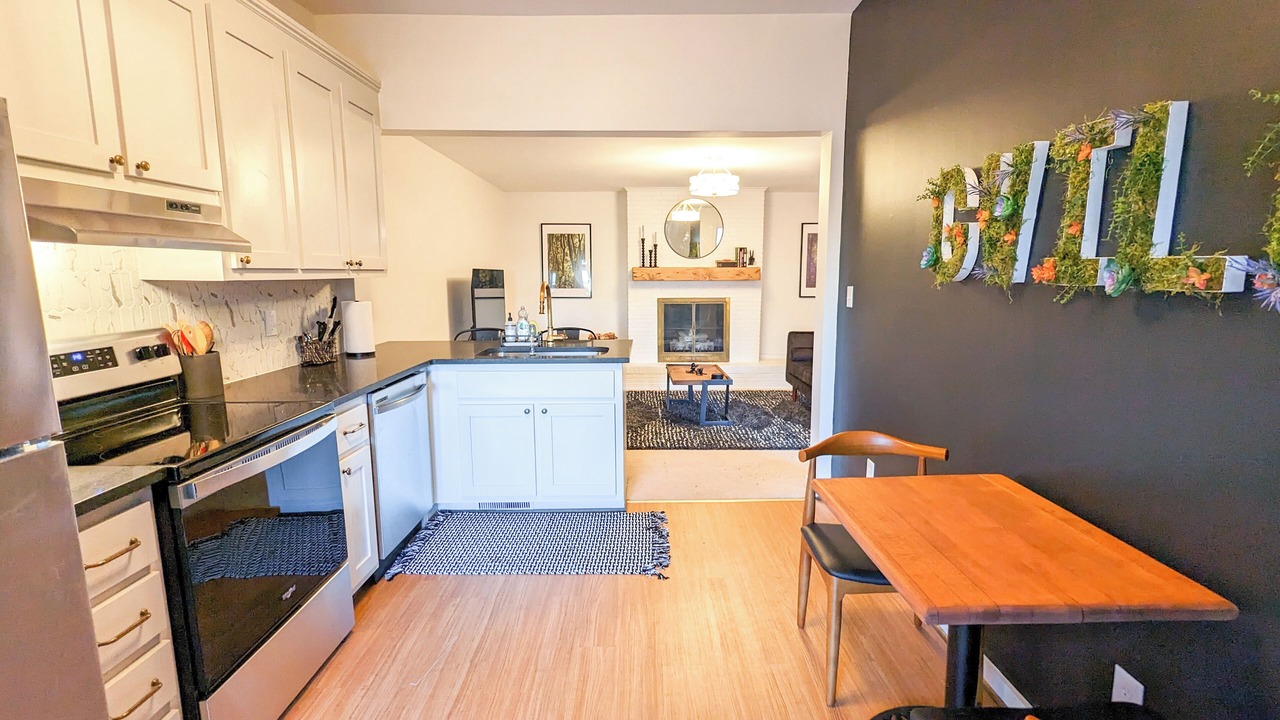 Photo of Kitchen in Pettigru Street Historic District