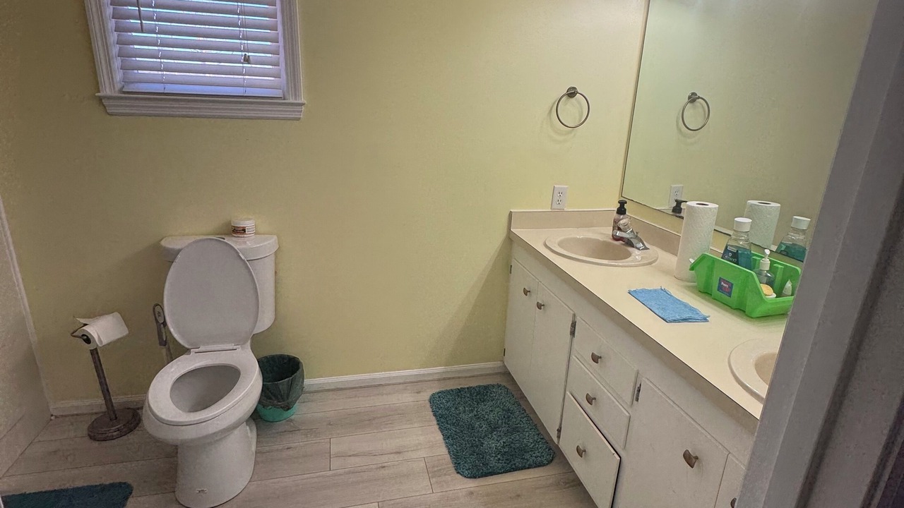 Photo of Bathroom in Skippers Corner