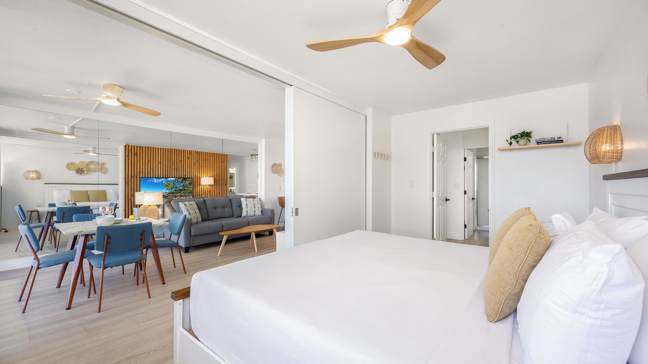 Photo of Bedroom in Waikiki