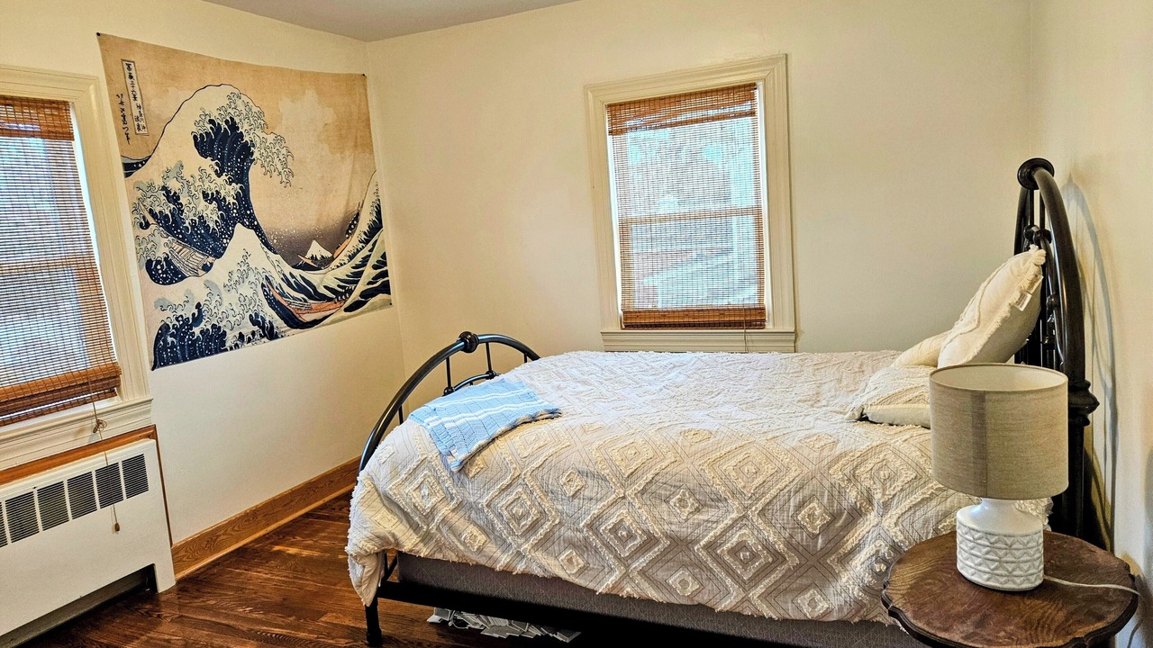Photo of Bedroom in Downtown