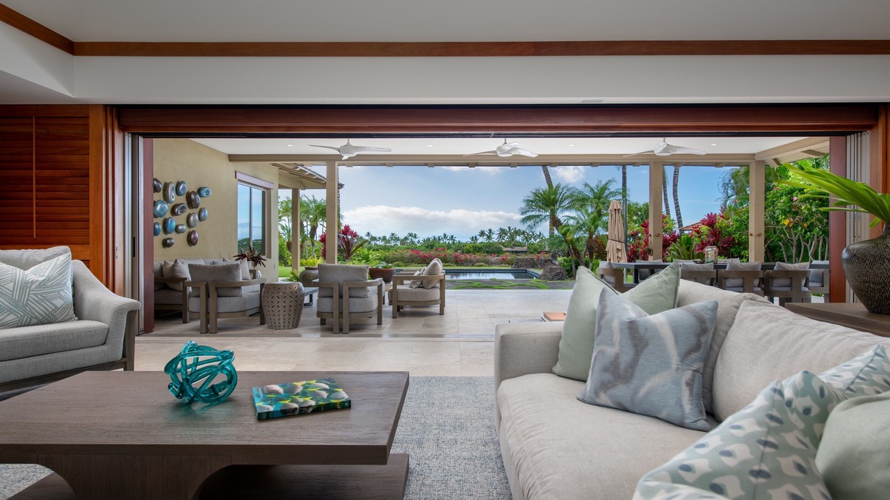 Photo of Livingroom in Kaupulehu
