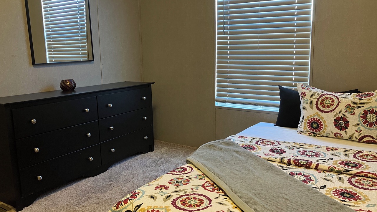 Photo of Bedroom in Arial
