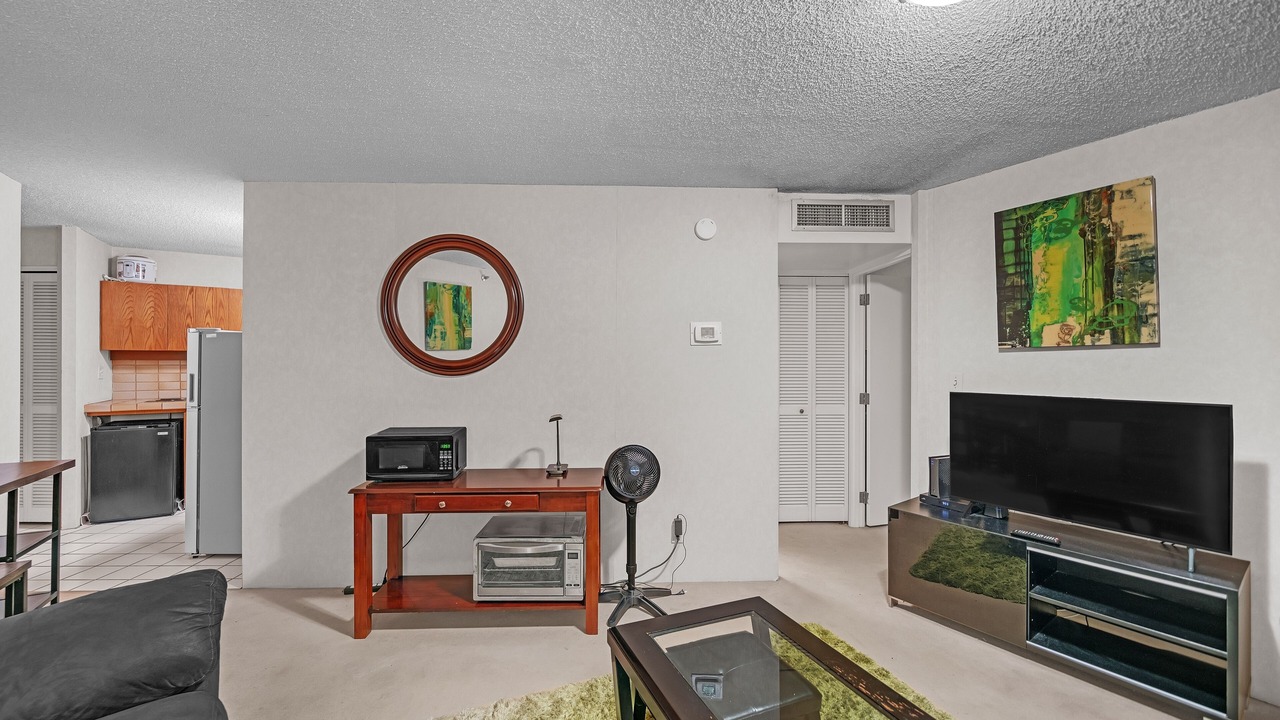 Photo of Bedroom in Downtown Honolulu