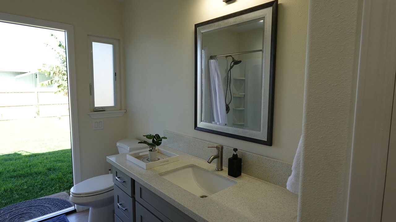 Photo of Bathroom in Makaha